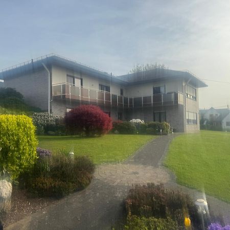 Ferienwohnungjahrsfeld Strassenhaus Dış mekan fotoğraf